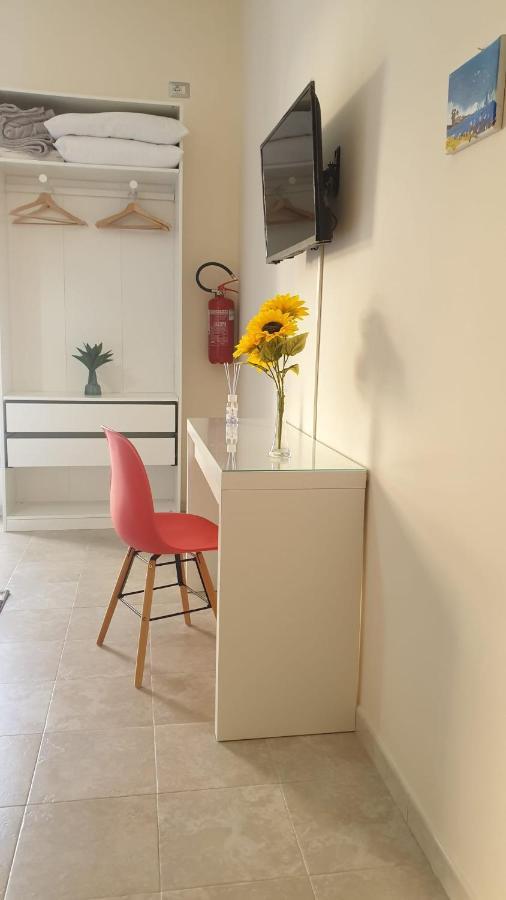 Casa Vacanze Le Cisterne 焦亚陶罗 外观 照片